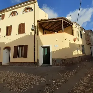 https://casa-ombrina.in-sardinia.net
